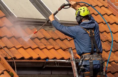 Démoussage et hydrofuge de toiture à Fampoux